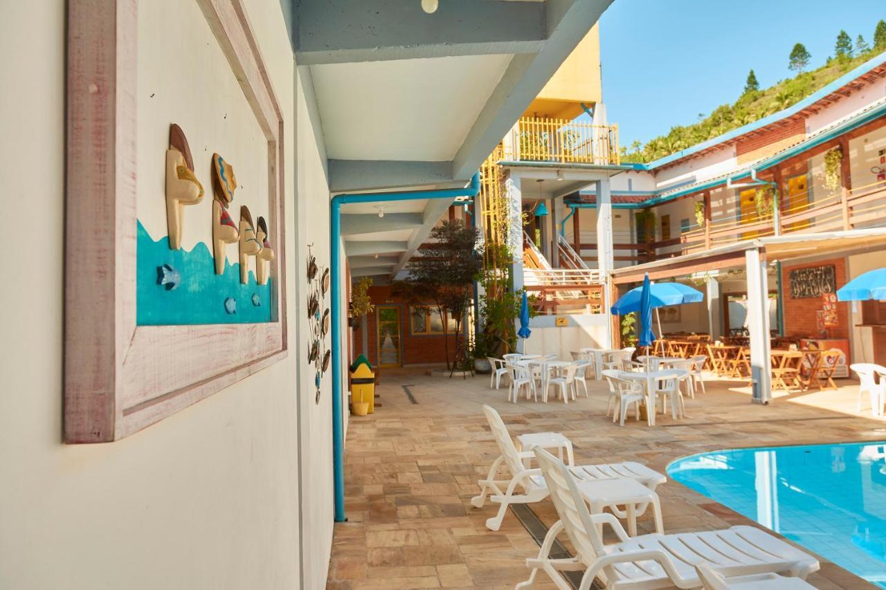 Hotel E Pousada Pouso54 Убатуба Екстер'єр фото